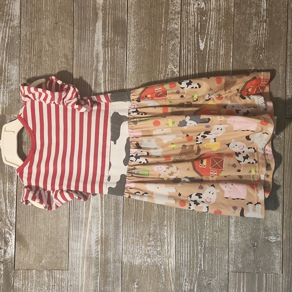 Boutique Farm dress 3T Cow print - Picture 3 of 3